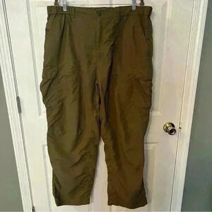 REI Men’s Hiking Cargo Pants Size XXL, 32L, Color Olive Green, GUC see pictures